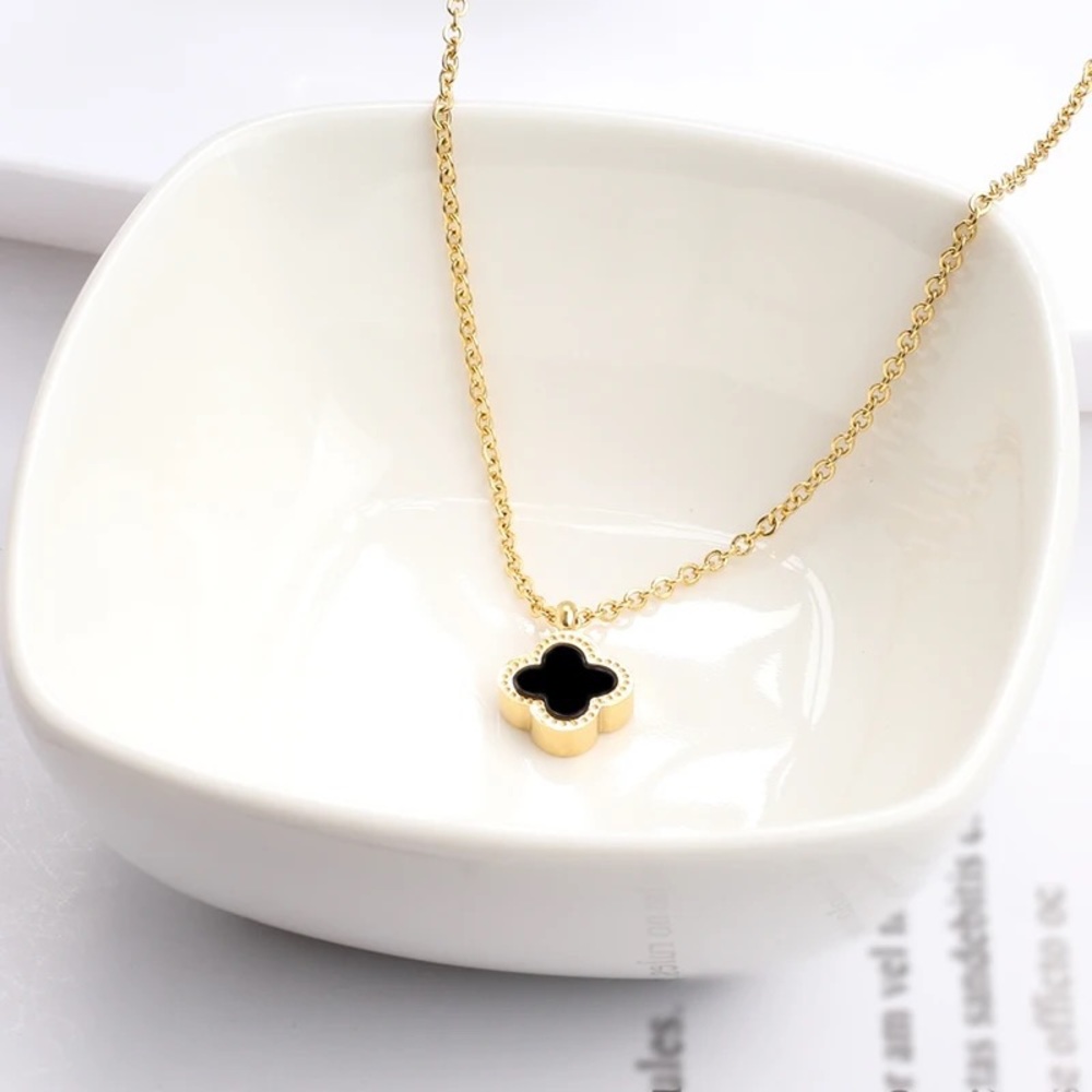 18k plated pendant necklace